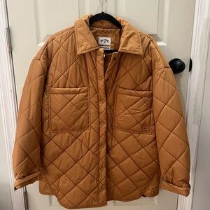 Billabong Women's Quilted Puffer Jacket in Tan